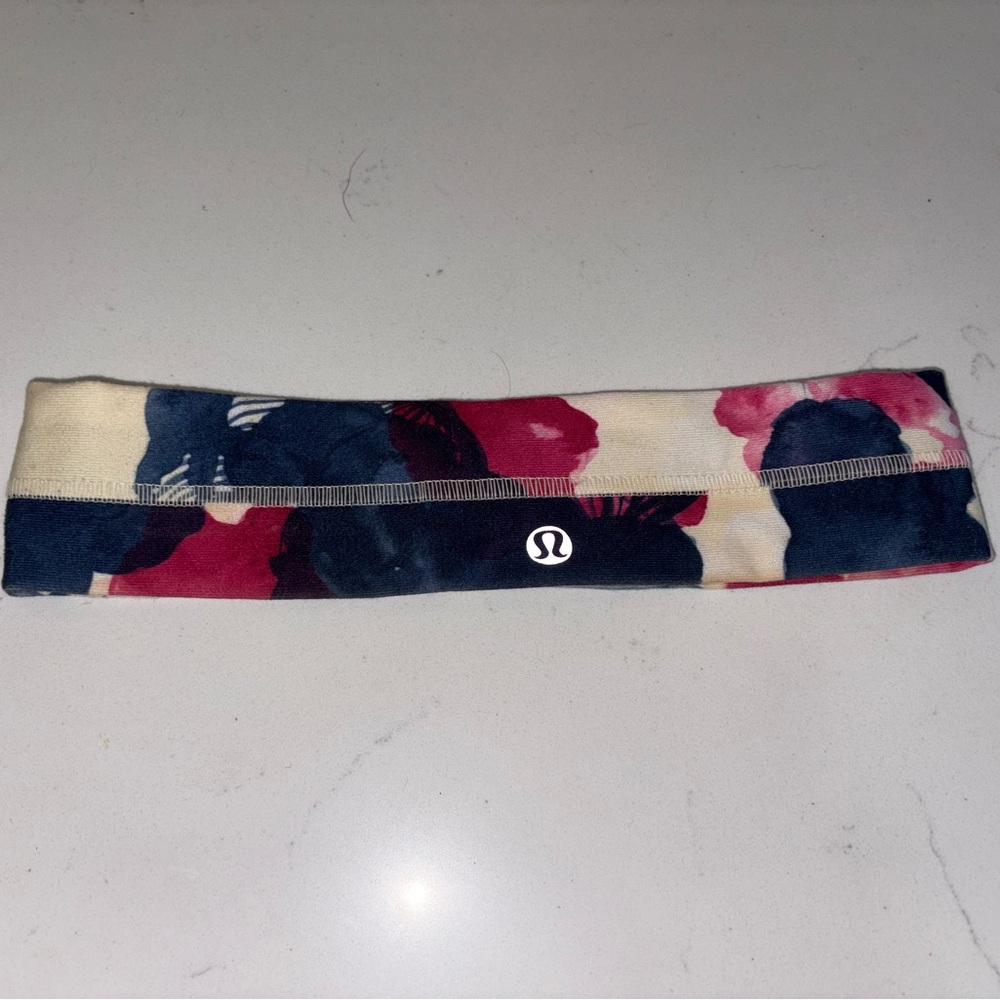 lululemon athletica Red and Blue Hair Accessory